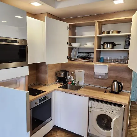 Διαμέρισμα Colonel Relax *